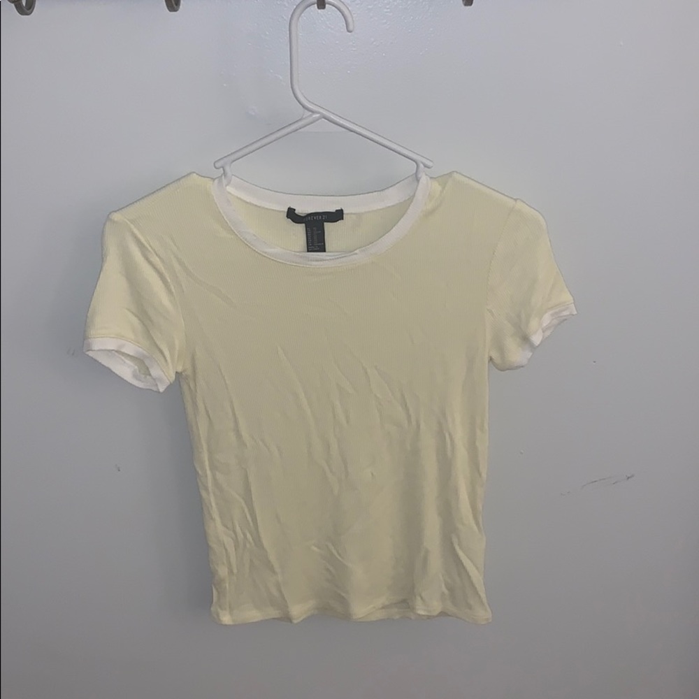 Forever 21 T-Shirt